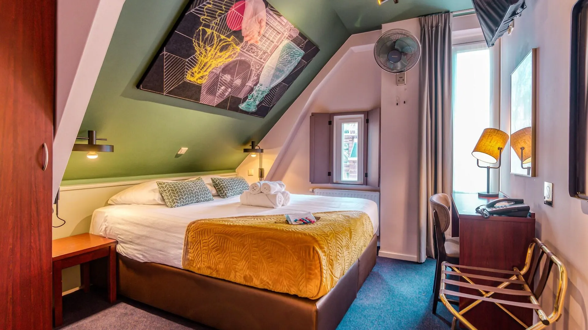 ***  Hotel Alexander Amsterdam Nederländerna